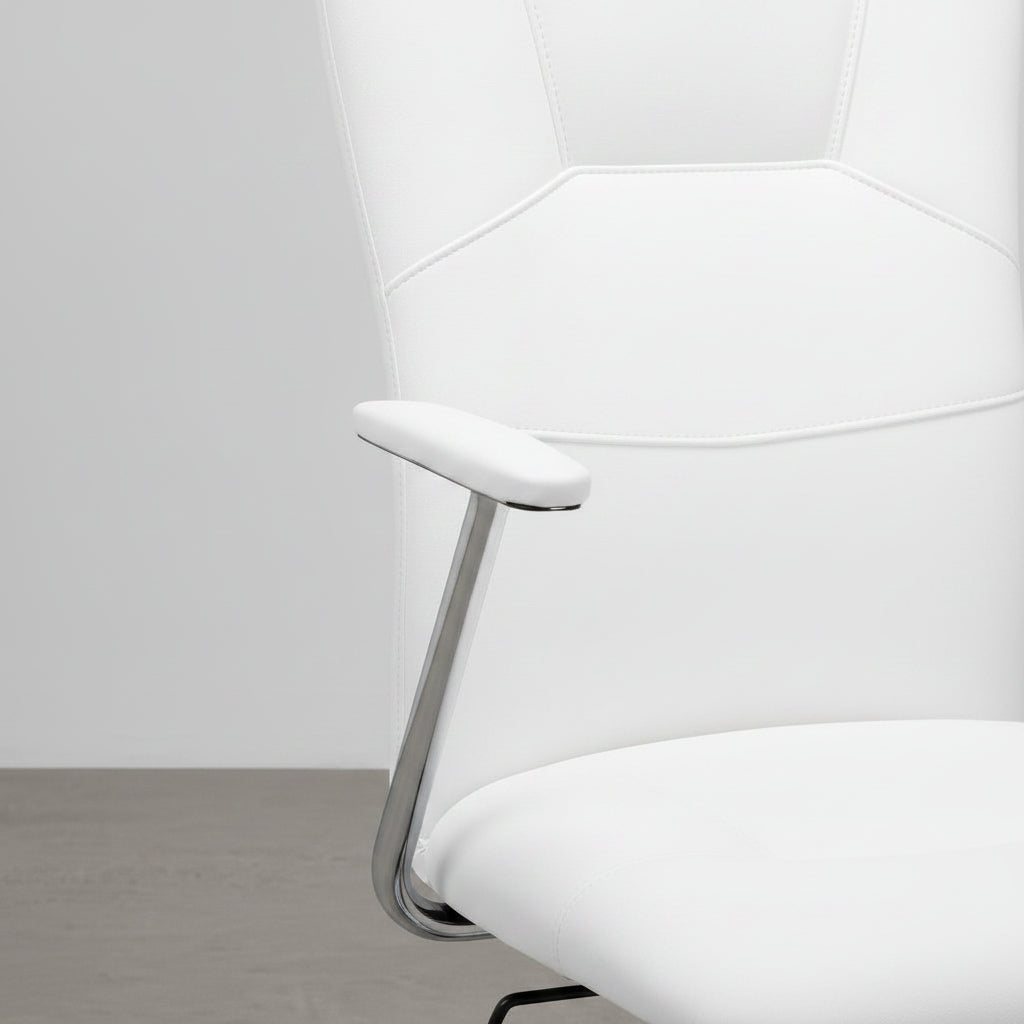 SILLA OFICINA EN PIEL SINTETICA CON REPOSABRAZOS FLOTANTES MAGALI