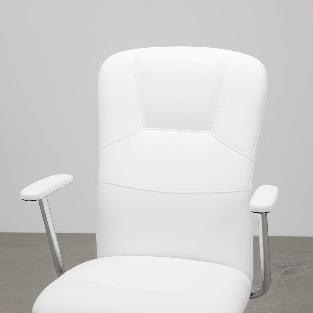 SILLA OFICINA EN PIEL SINTETICA CON REPOSABRAZOS FLOTANTES MAGALI