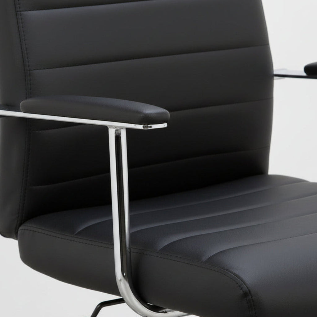 SILLA OFICINA EN PIEL SINTETICA CON RUEDAS LARA