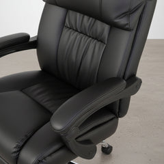 SILLA OFICINA RECLINABLE CON REPOSAPIES EXTRAIBLE TAPIZADA POLIPIEL NEGRA SAMANTA