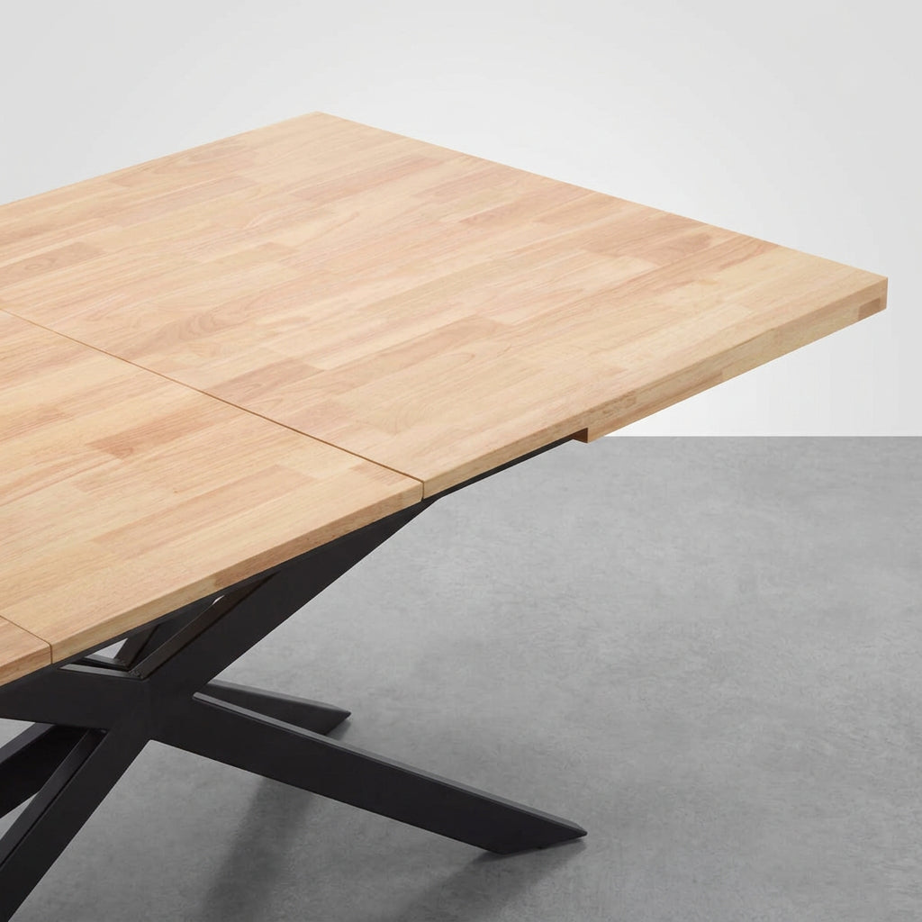 MESA DE COMEDOR EXTENSIBLE RECTANGULAR 140/180 x 90 cm EN HAYA Y PATAS METAL EMMET